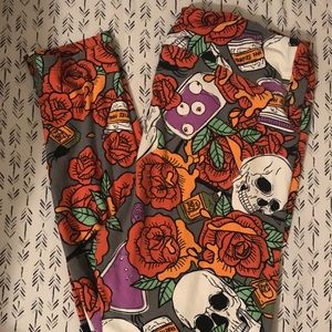 LulaRoe TC Skeleton Leggings.